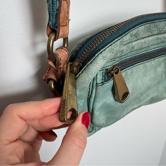 Fossil turquoise Leather Crossbody Bag boho western shabby chic coastal cowgirl - Picture 4 of 11